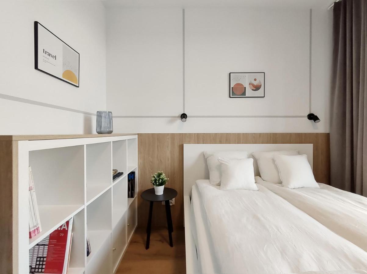 Elegant 3City Apartment With Parking In Gdansk By Noclegi Renters ภายนอก รูปภาพ