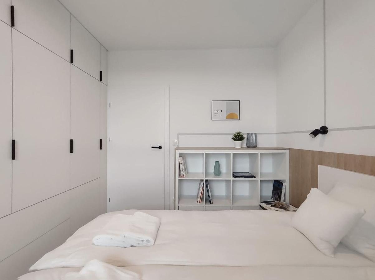 Elegant 3City Apartment With Parking In Gdansk By Noclegi Renters ภายนอก รูปภาพ